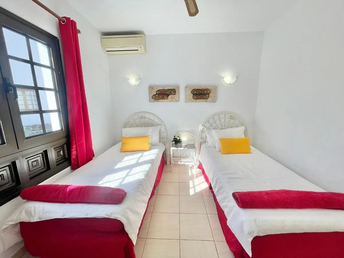 Seaview Townhouse In Puerto Santiago & Los Gigantes Puerto de Santiago  Apartment