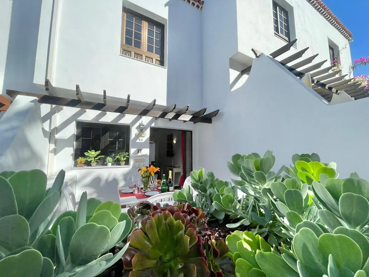 Seaview Townhouse In Puerto Santiago & Los Gigantes Puerto de Santiago